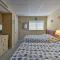 Condo with Pool Access on Wildwood Crest Beach!