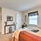 Relaxing Eagle Rock Resort Home - 1 Block to Lake! - Hazleton