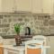 Sunny Port Apartment & Rooms