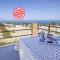 Casa Annetta-SUPER VISTA MARE-2 camere - Giardino- Parcheggio - bbq- Wifi free-IUNP5754