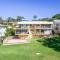 Pelican Sands 2 fantastic waterfront unit with pool and air conditioning