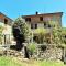 Holiday home in Umbrian hills with fenced garden and terrace