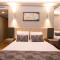 Divares Luxury Hotel