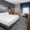 La Quinta Inn & Suites by Wyndham Louisville NE - Old Henry Rd - Louisville
