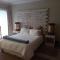Troas Boutique hotel