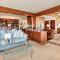 Macmillan Home - استيس بارك