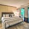 Cozy Wintergreen Resort Condo Walk to Ski Lifts!