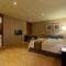 Grand Crystal Hotel