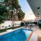 Ban Rub Lom Pool Villa 3 difference villas