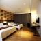 Grand Crystal Hotel