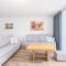 Seaside Breeze Stylish Apartment Balcony & Parking by Noclegi Renters - 米兹多洛杰 Seaside Breeze Stylish Apartment Balcony & Parking by Noclegi Renters - 米兹多洛杰