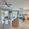 Couples Retreat with Balcony in Surfside Beach! - ميرتل بيتش