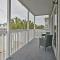 Couples Retreat with Balcony in Surfside Beach! - ميرتل بيتش