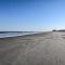 Eclectic Condo with Balcony 1 Block to Beach! - Myrtle Beach
