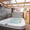 Redlands Country Lodge Apartments with Hot Tubs