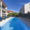 Endless Summer House Barbara Zadar