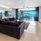 Edge 5 Oceanfront 3-Bedroom Apartment - Featuring an Infinity Pool, Spa Bath, Buggy and Valet Service - Hamilton Island