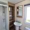 Luxury 2019 8 berth Caravan with Hot Tub @ Tattershall Lakes - Tattershall