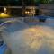 "ZeeLandZon" Holiday home by the lake with Jacuzzi and Sauna