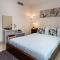 HiGuests - Modern Apt in Dubai Marina With Pool and Gym - Dubaj