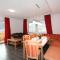 Apartment Pfeifer-1 by Interhome - Pians