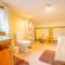 Chalet The Schatzie by Interhome - 埃格