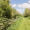 The River House Avon Valley Stonehenge with fishing - Salisbury