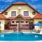 Holiday Home Yellow 2 by Interhome
