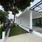 Ban Rub Lom Pool Villa 3 difference villas