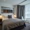 Carlton Hotel