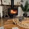 Coastal Country Retreat, Spa, fireplace, pet friendly, FREE WIFI wine & chocolates, Kilarney, 10 minutes to Phillip Island