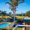 Surfside Merimbula Holiday Apartments - Merimbula