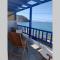 ROMANTIC HOUSE 6 STEPS FROM THE SEA