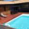 VILLA avec piscine chauffée