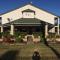 Western Plaza Inn