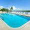 Little Harbor Resort #202 Tampa Bay FL Beach, Hot Tub, Pools