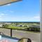 18 Turnberry Drive