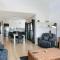 9 19 Troon Drive