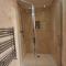 Harrogate Self Catering - Harrogate Convention View Suite - 5 En-suite Bedrooms - 哈罗盖特