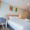 FLYPOD Hotel