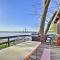 Hilltop Green Lake Home Dock, Kayaks, Views! - Princeton