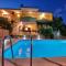 Beautiful villa - private heated pool, parking, BBQ near Split - Solin