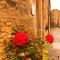 Juliet Cottage, late Georgian treasure, charming, cosy and historic, only a short walk to Alnwick Castle