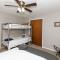 Camelback Rd Rancher- On ONE ACRE & near attractions - 坦纳斯维尔