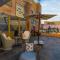 The Peak Hotel