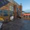 The Peak Hotel