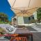 Dandy apartment with pool 2 bedrooms