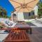 Dandy apartment with pool 2 bedrooms