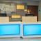 Holiday Inn Express & Suites - Las Vegas - E Tropicana by IHG