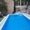 Villa Jerković-Secluded house and apartment with pool